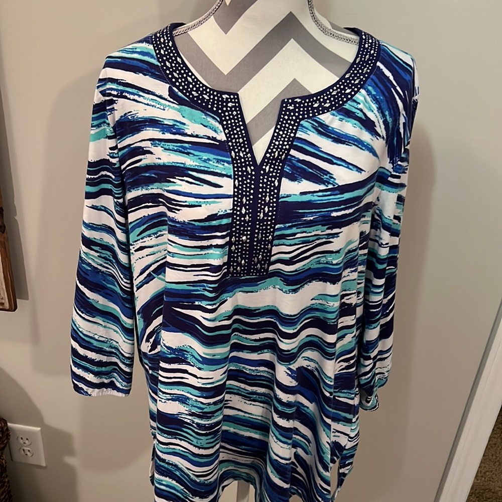 Woman’s top